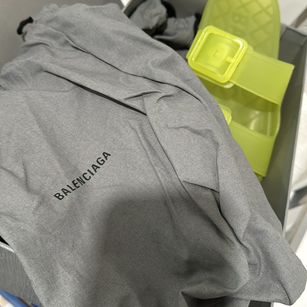 Balenciaga green sandals - Picture 7 of 7